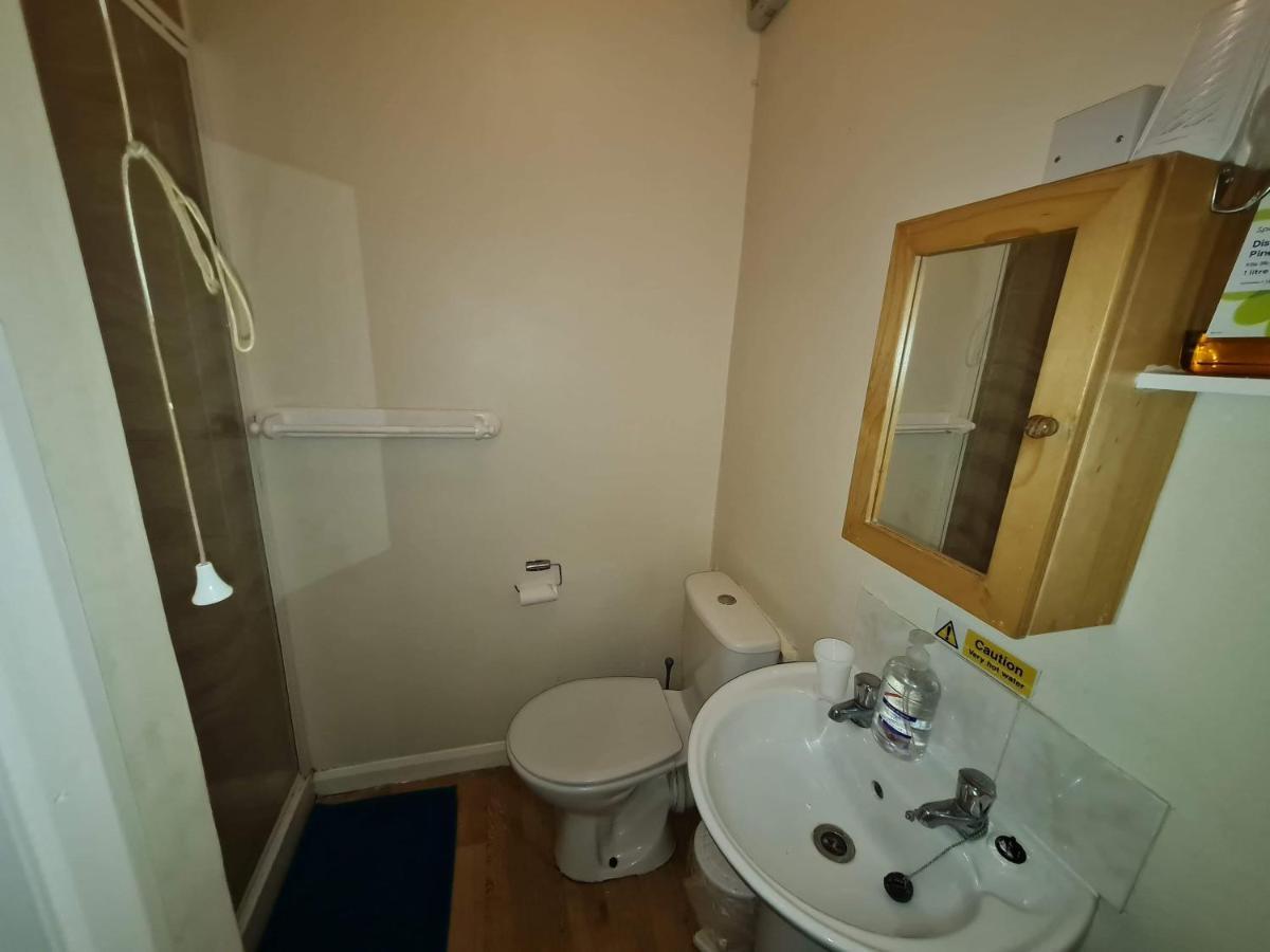Leeds House Guest House Бринлингтон Экстерьер фото