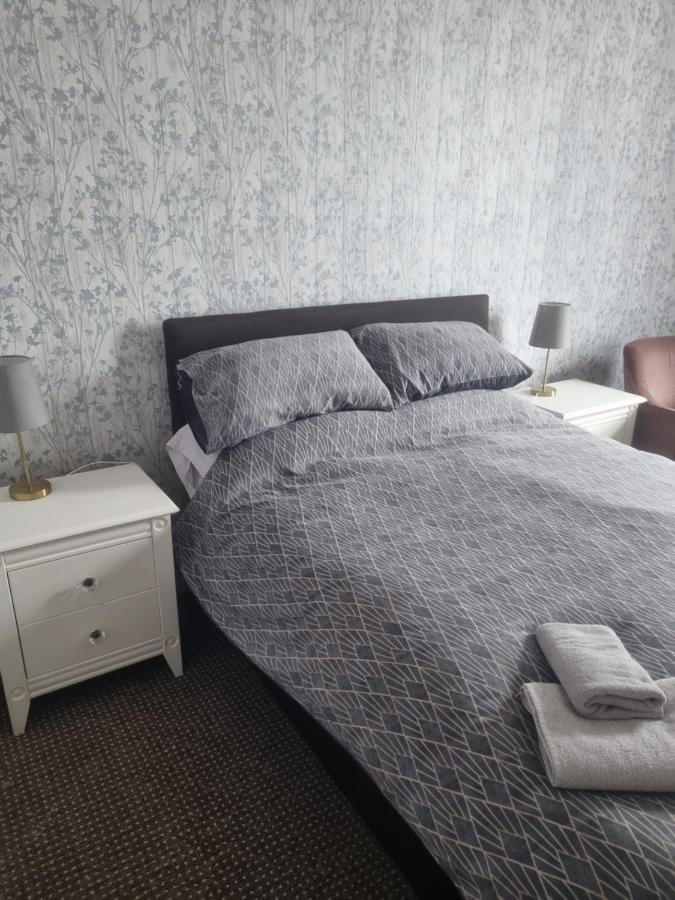 Leeds House Guest House Бринлингтон Экстерьер фото